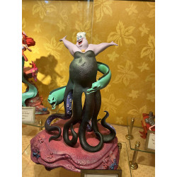 Figurine Ursula Lumineuse...