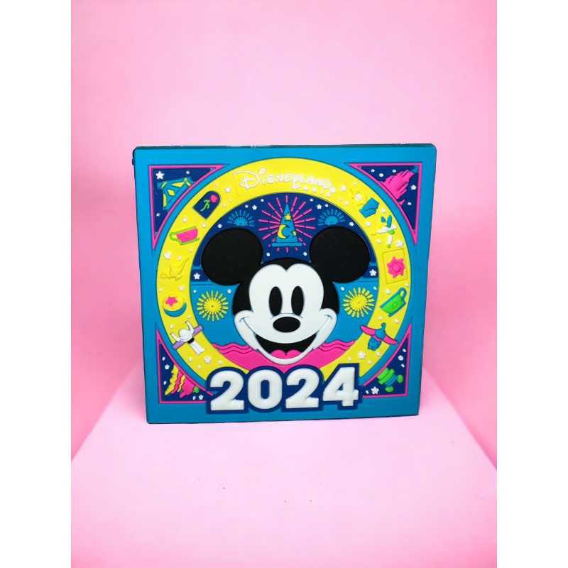 mickey home door mat        
        <figure class=