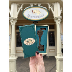 Collectible Key - Walt's an...